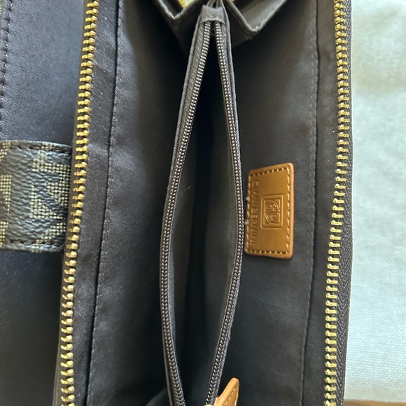 GIANI BERNINI Block Signature All in One Wallet. - Picture 4 of 7